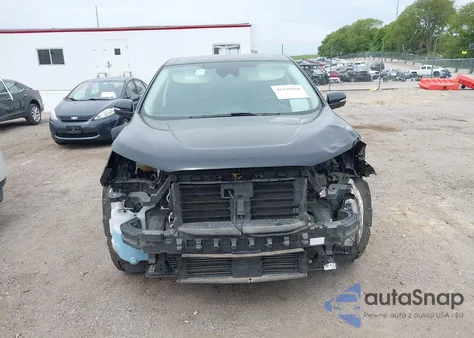 2023 Ford Edge Titanium z USA, uszkodzony, nr VIN 2FMPK4K95PBA14797